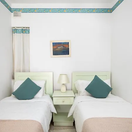 דירה Modern 2br Close To Sea, In The Heart Of